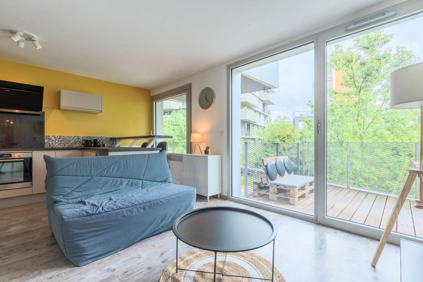 Apartment Near Metro With Parking & Balconies 릴 외부 사진